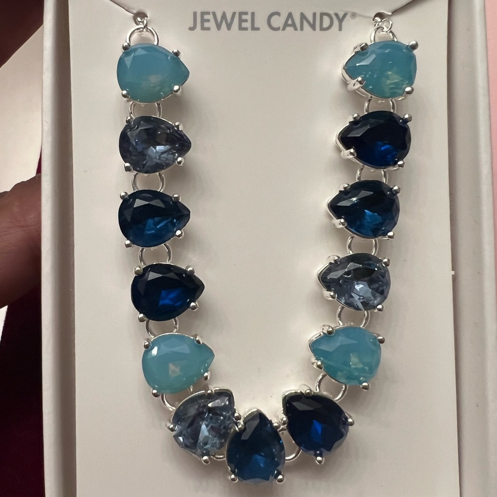 Bomb Party Jewel Candy Blueberry Pie bracket